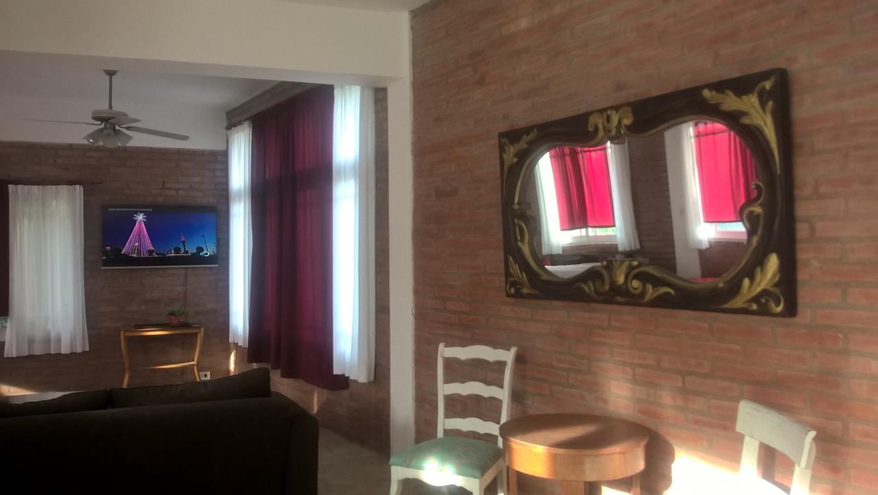 Hosteria Aguas Claras Mina Clavero Bagian luar foto